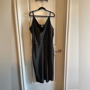 Women’s cowl neck slip dress, size 2x